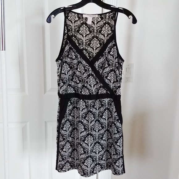Forever 21 Black Tan Baroque Pattern Dress Front Pockets Juniors Size XS - Picture 1 of 3